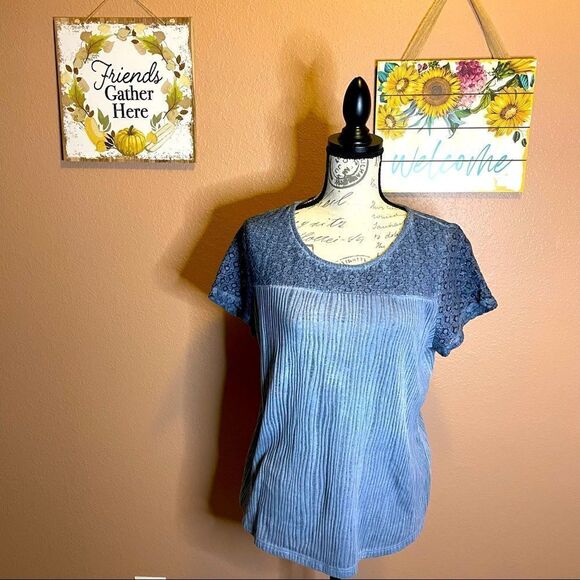 Chicos size 2 lace blouse - Picture 1 of 7
